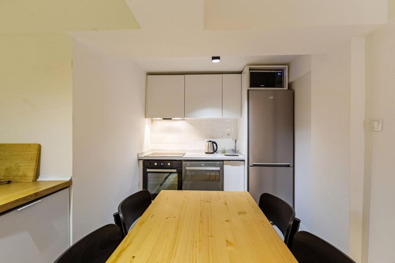 Excellent Flat With Lovely Backyard In Cihangir Istanbul Exterior photo