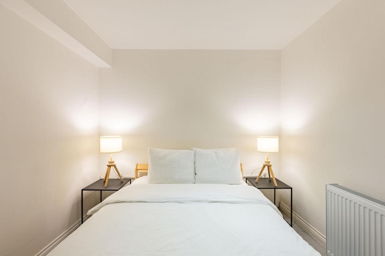 Excellent Flat With Lovely Backyard In Cihangir Istanbul Exterior photo